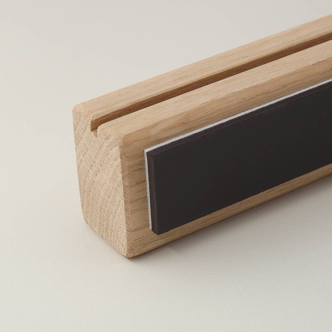 Magnetisk væghylde i træ – 30 cm